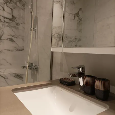 Waterfont- Na Vodi Proverite Dostupnost,nacin Ulaska Apartment *